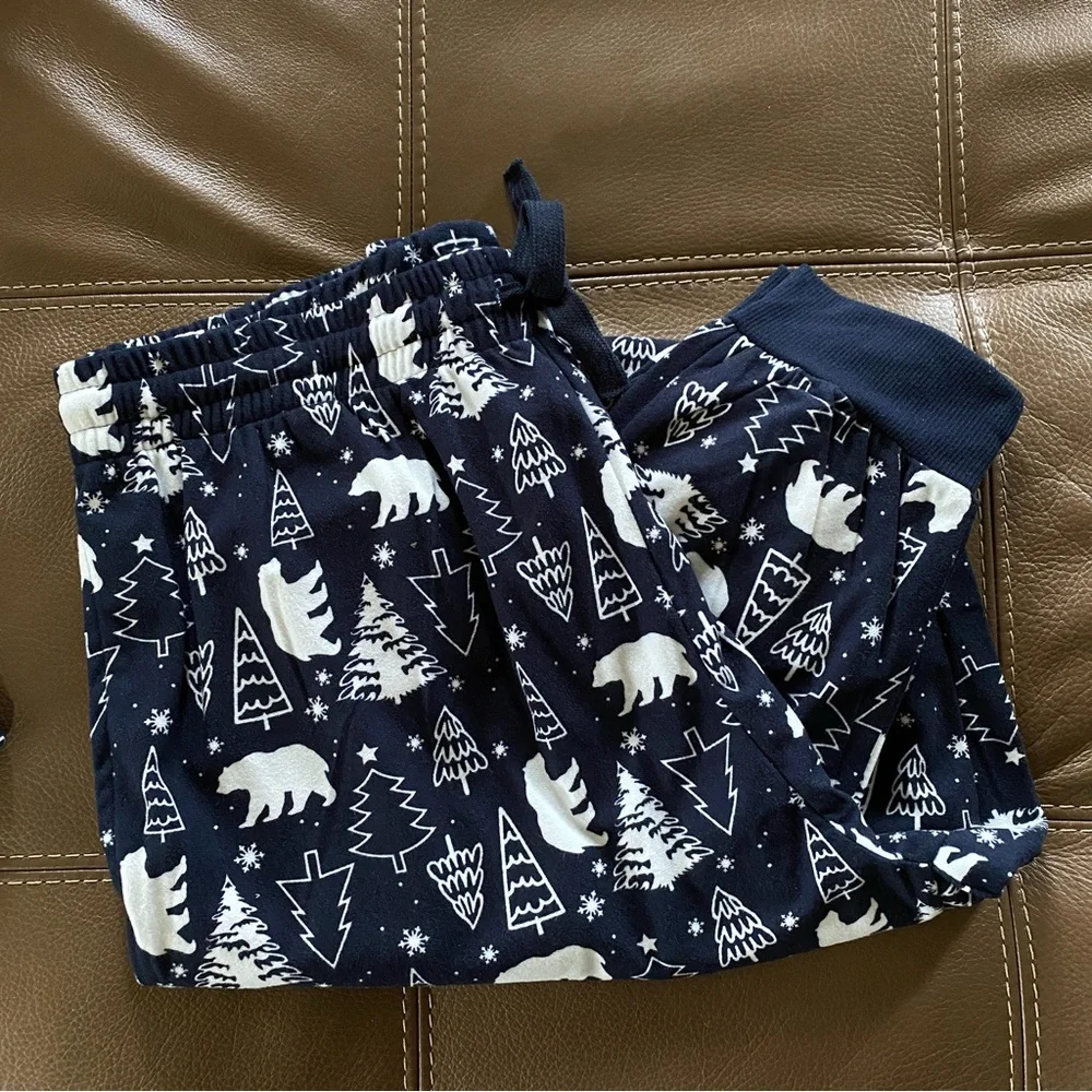 NWOT fleece pajamas matching set - Picture 3 of 3